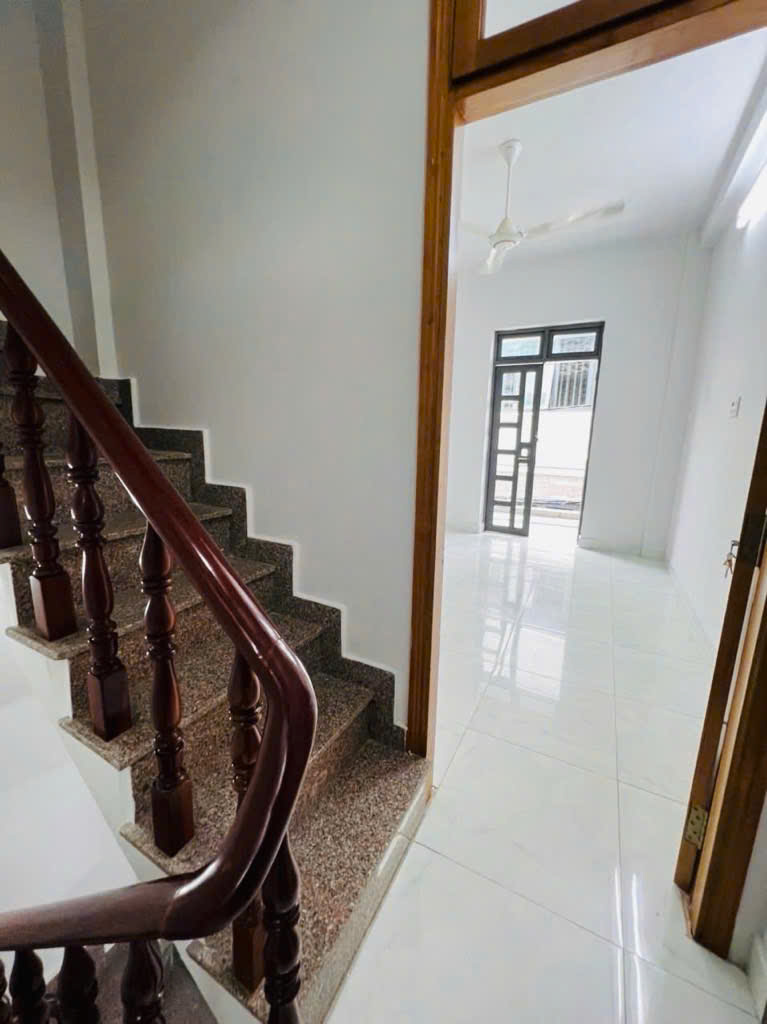NHÀ 4 TẦNG SÂN THƯỢNG – KHU NHÀ CAO TẦNG – GẦN MT HOÀ HƯNG Q.10 – 6.X - Ảnh chính